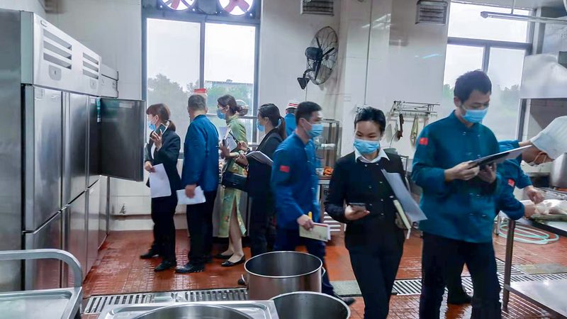北京餐饮加盟：规避风险，成功之路