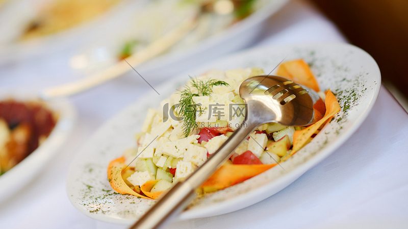 蜜饯果干小包装材质：安全与美观的完美平衡
